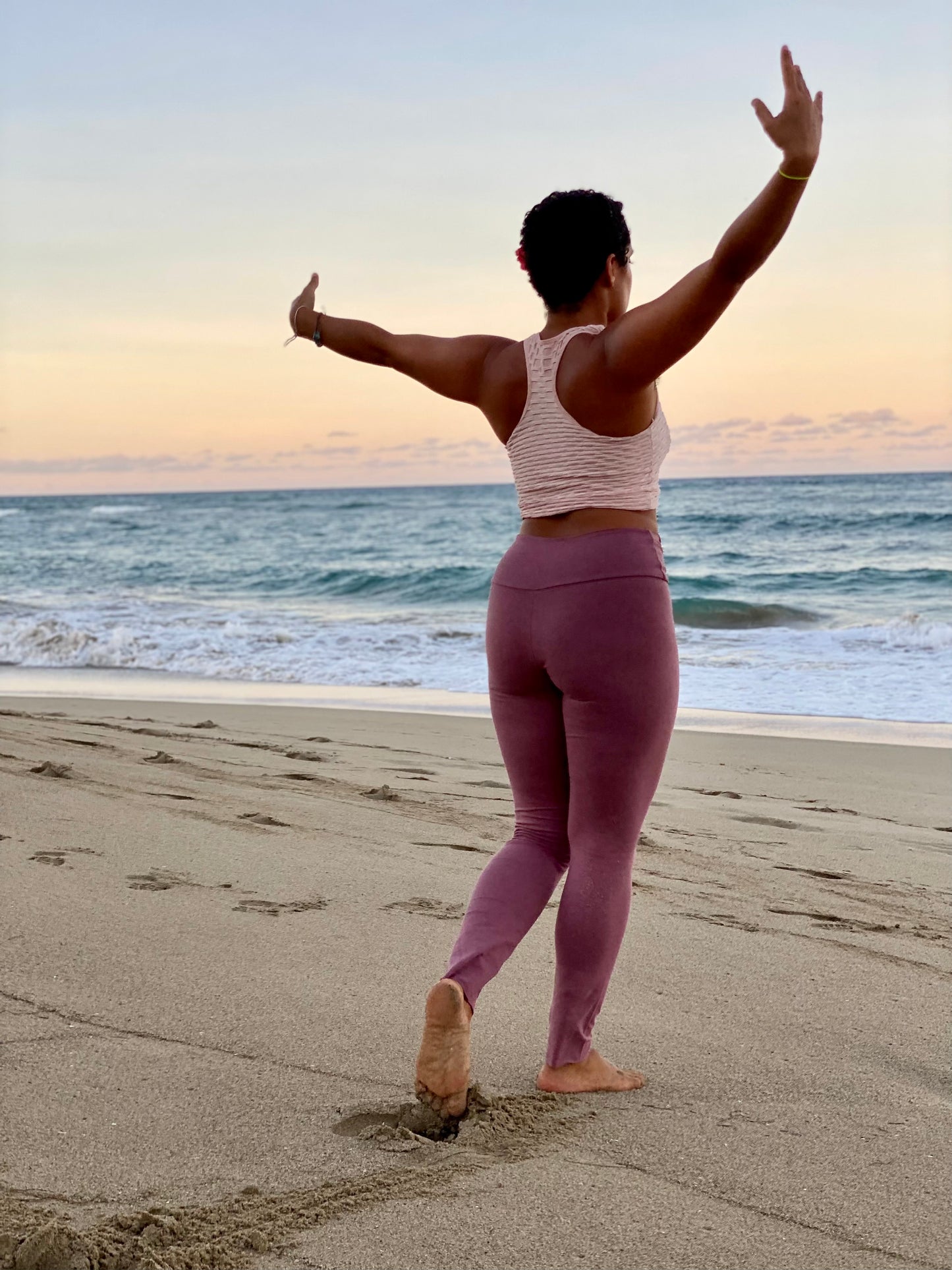 Bamboo leggings by rasapparel, the bamboo is 200gsm , with gusset Double layered band, lightly slims and supports the belly area holds shape in place. The wide waistband tapers in at the top and can be folded down for a different look.